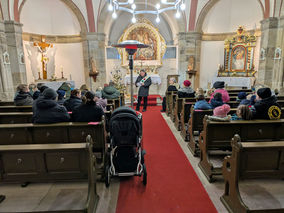 Krippenandacht mit Segnung der Kinder (Foto: Georg Smolarczyk)